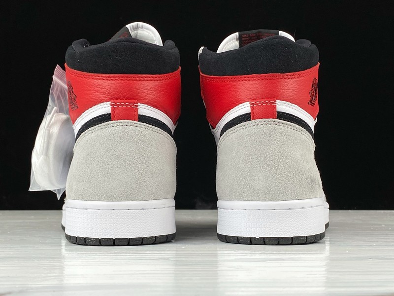 Air Jordan 1 High OG AJ1 Smoke Grey